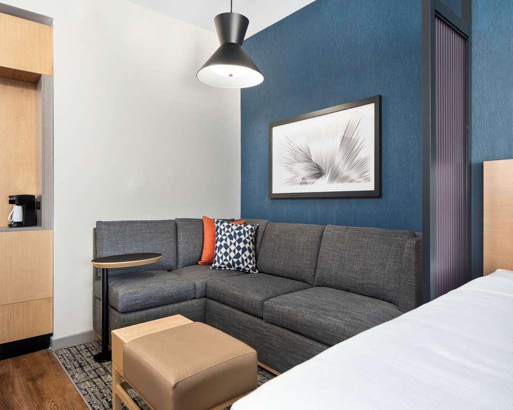 Hyatt Place Allentown - Lehigh Valley Room photo